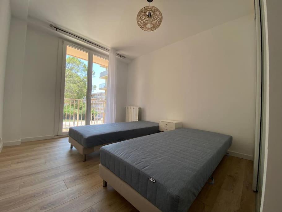 Appartamento Grand T2 53M2, Proche Plages Et Port , Parking . La Ciotat Esterno foto