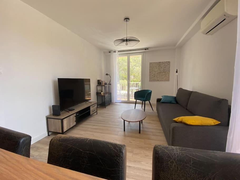 Appartamento Grand T2 53M2, Proche Plages Et Port , Parking . La Ciotat Esterno foto