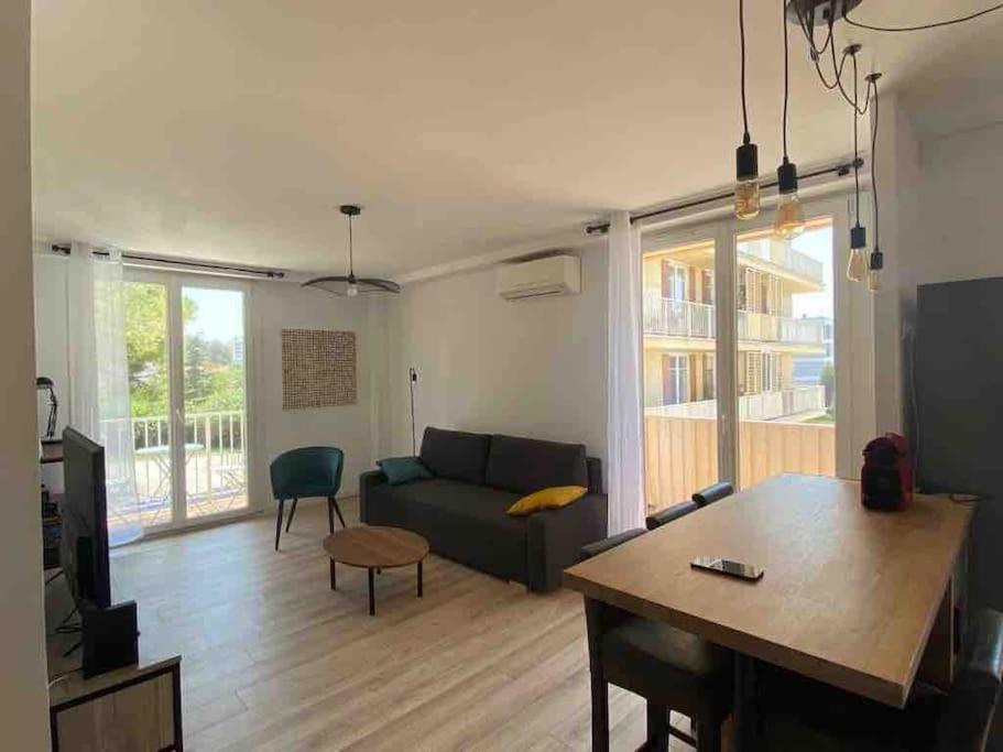 Appartamento Grand T2 53M2, Proche Plages Et Port , Parking . La Ciotat Esterno foto