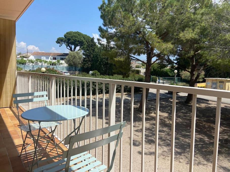 Appartamento Grand T2 53M2, Proche Plages Et Port , Parking . La Ciotat Esterno foto